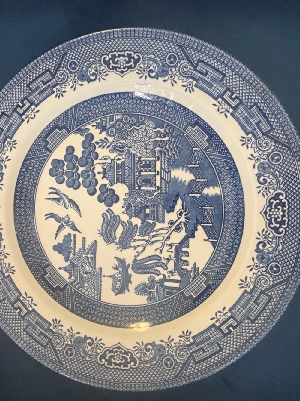 Church Hill Blue Willow Pattern Dinner Plate - Blue and Cream - Picture 7 of 11